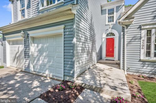 9506 Ridgeview Dr, Columbia, MD 21046-1967
