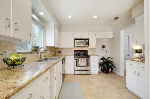 1305 August Dr, Austin TX  78753-2909 exterior