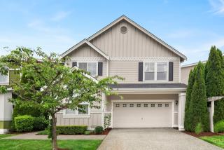 23926 5th St, Redmond, WA 98074-3637