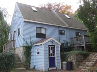40 Laurel St, Hopkinton, RI 02804-1515