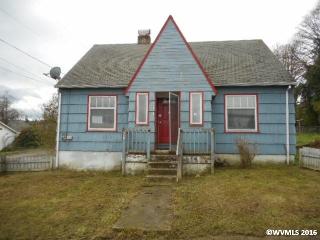 611 C St, Willamina, OR 97396-2731