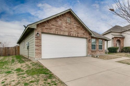 308 Crescent Ridge Dr, Fort Worth TX  76140-6575 exterior