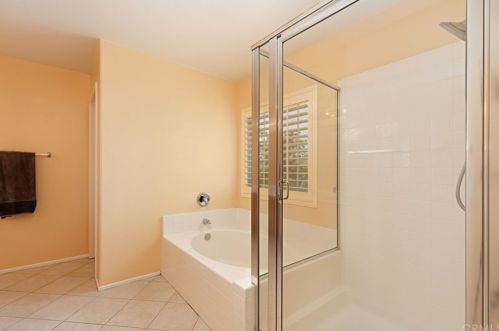 14 Brookhollow, Irvine CA  92602-0788 exterior