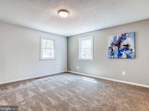 2324 Chestnut Hill Rd, Harpers Ferry WV  25425-5140 exterior