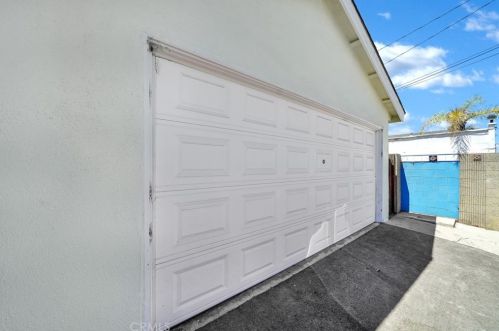 5771 Heil Ave, Huntington Beach CA  92649-3771 exterior