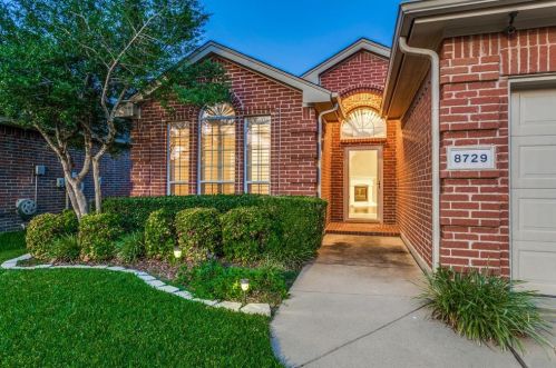 8729 Bloomfield Ter, Fort Worth, TX 76123-4014