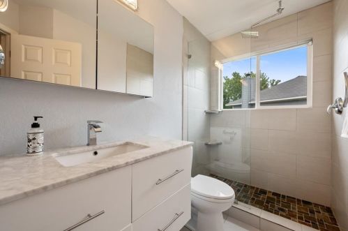 4428 Campo Verde Dr, Austin TX  78749-3639 exterior