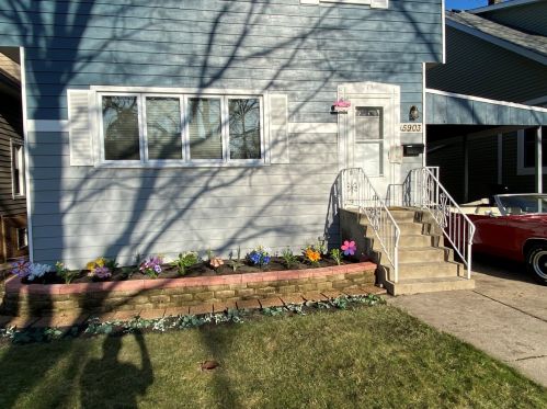5903 Oconto Ave, Chicago, IL 60631-2311