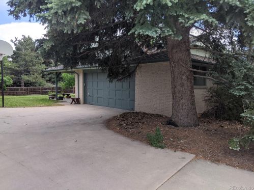 2489 Chase Ln, Denver, CO 80227-3921