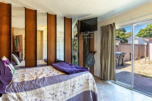 841 Normandy Pl, Santa Ana CA 92701-6223 exterior