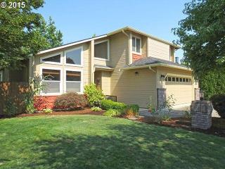 4884 Calumet Way, Eugene OR  exterior