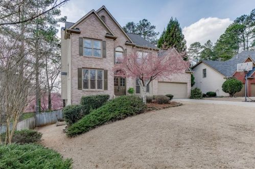 566 Misthaven Ct, Suwanee, GA 30024-3755