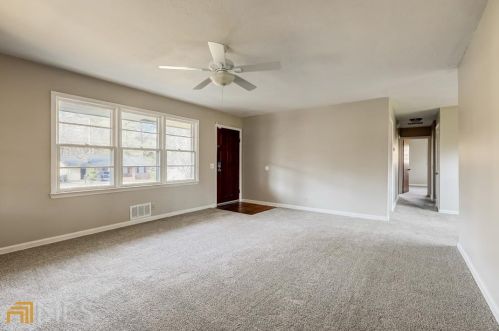 1289 Hicks Cir, Conyers GA  30012-4219 exterior