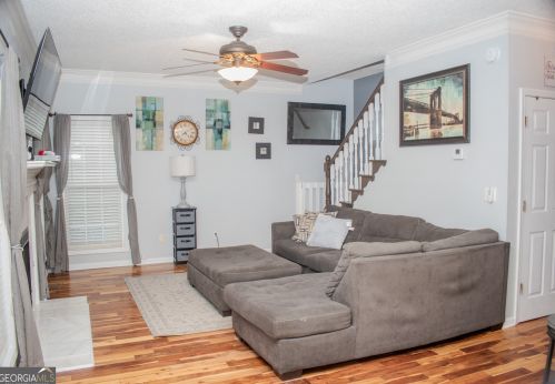 2180 Emerald Dr, Loganville, GA 30052-5591