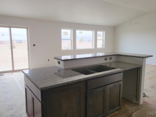 532 Mcclave Dr, Pueblo, CO 81007-2151