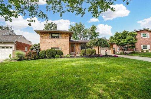 9 Hayden Dr, Cincinnati, OH 45218-1505