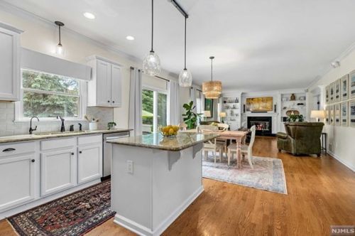 4 Morgan Ct, Dover NJ  07869-1445 exterior