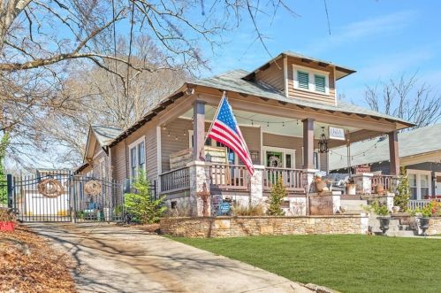 691 Catherine St, Atlanta, GA 30310-3418