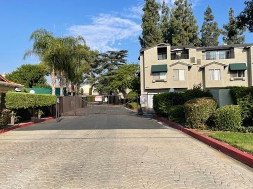 4304 Walnut St, Irwindale, CA