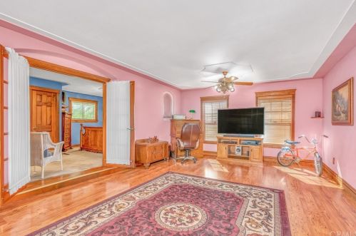 411 J St, Los Banos CA 93635-4142 exterior