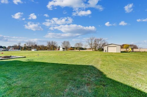 6205 Harvest St, Springfield OH  45502-7536 exterior