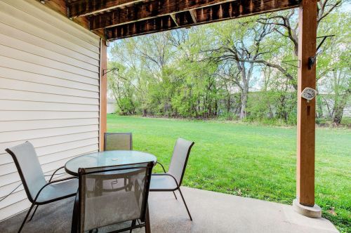 1910 Coon Rapids Blvd, Minneapolis MN  55433-4706 exterior