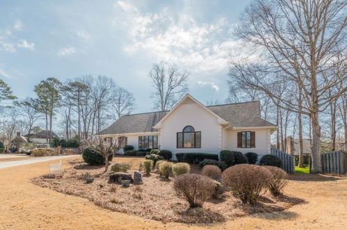 1437 Baniff Ct, Lithonia, GA 30078-6707