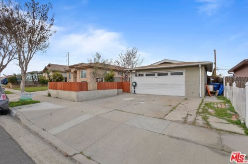 5007 134th St, Hawthorne, CA 90250-5060