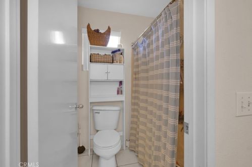 1527 Prestwick Dr, Riverside CA  92507-8448 exterior