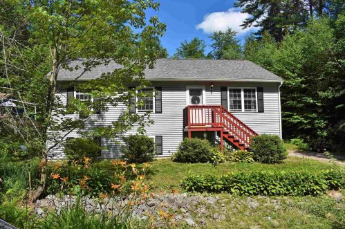 25 Winter Rd, Hillsboro, NH 03244-4529