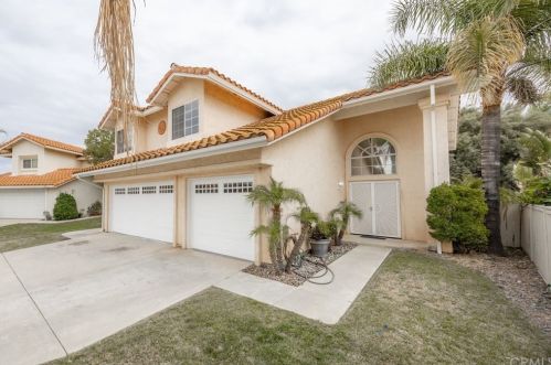 39720 Barberry Ct, Temecula, CA 92591-6124