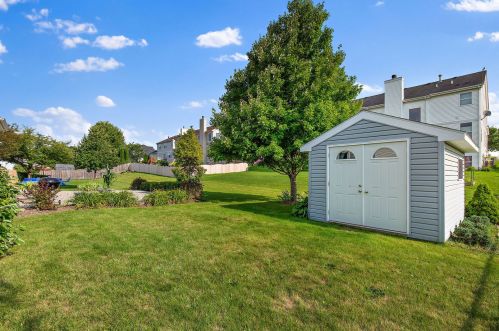 313 Century Dr, Pingree Grove IL  60140-4013 exterior