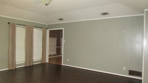 1640 Pleasant Dr, Midlothian TX  76065-3664 exterior