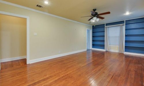 7807 Crazy Horse Dr, Austin TX  78737-1435 exterior