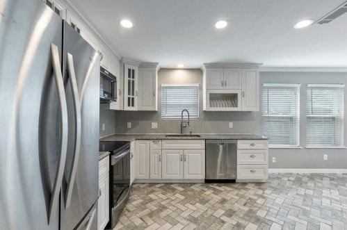 1321 Royster Rd, Fort Worth TX  76134-3701 exterior