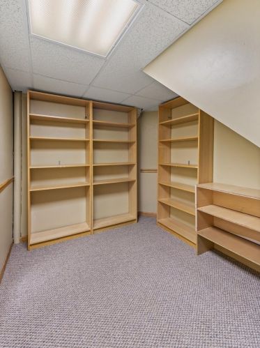 1210 Easton Dr, Carol Stream IL  60188-4817 exterior