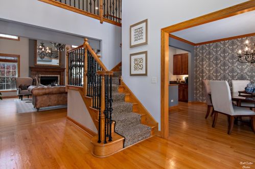 1552 Pendelton Ct, Palatine, IL 60067-2447
