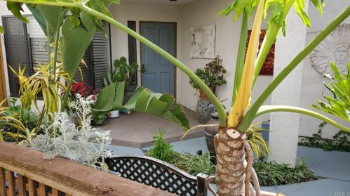 6344 Caminito Del Cervato, San Diego, CA 92111-6853