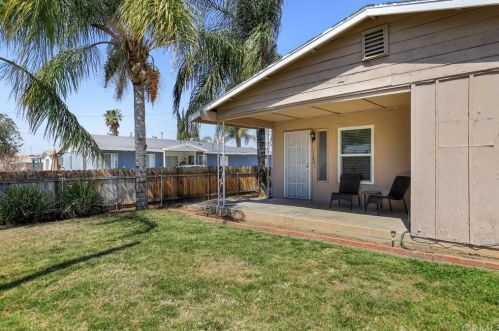 1401 Villa St, Riverside CA  92507-1332 exterior