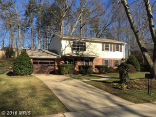 8712 Kerry Ln, Springfield, VA 22152-3205