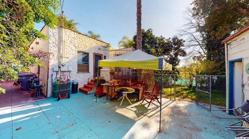 1225 Cedar St, Glendale CA  91207-1426 exterior