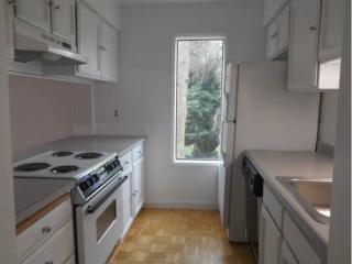 4656 Lower Dr, West Linn OR  97035-5375 exterior