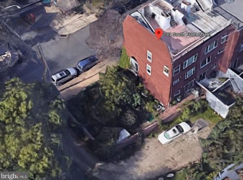 793 Front St, Philadelphia, PA 19147-3524