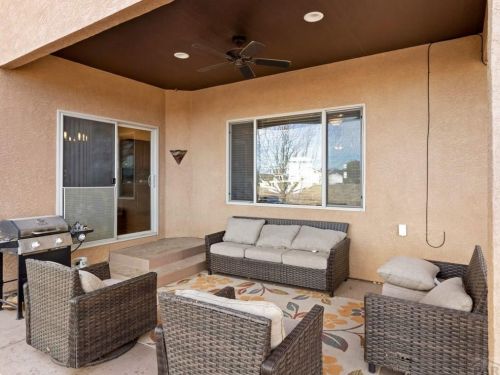 1117 Meadowmoor Dr, Pueblo CO  81007-2020 exterior