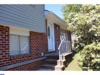 480 Oriole St, Philadelphia, PA 19128-4137