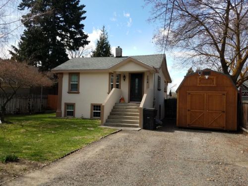 204 32nd Ave, Yakima, WA 98902-2214