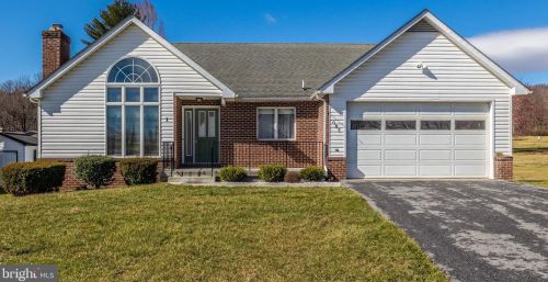 1 Linda Ct, Graceham, MD 21788-1614