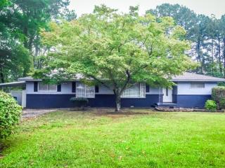 2110 Ballard Pl, Chattanooga, TN 37421-2401