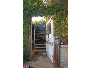 2431 Gower St, Los Angeles CA  90068-2257 exterior