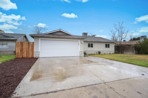 355 Linwood Ave, Turlock CA  95380-6315 exterior